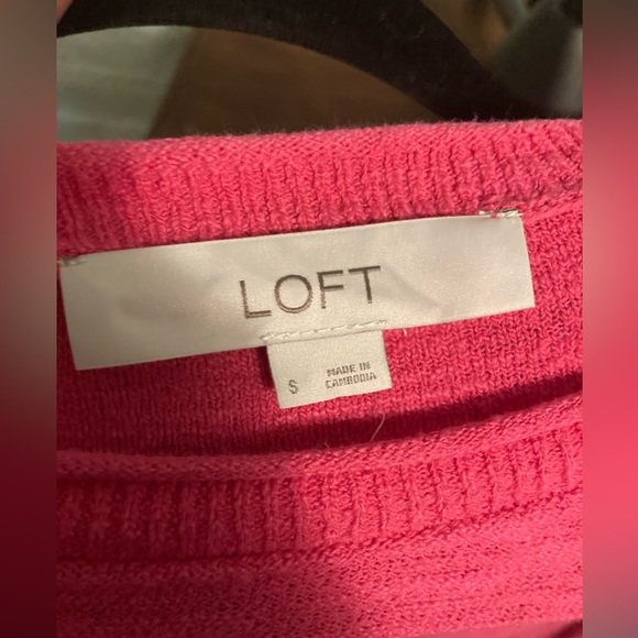 Loft Lightweight‎ Sweater Bubble Gum Pink Size Small GUC - Picture 3 of 3